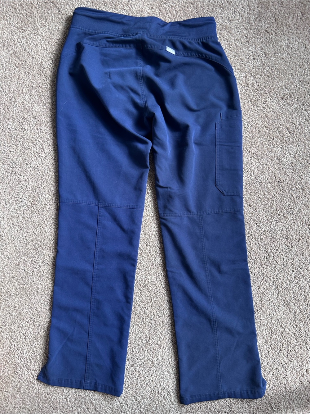Figs Kade scrub pants - Picture 2 of 3